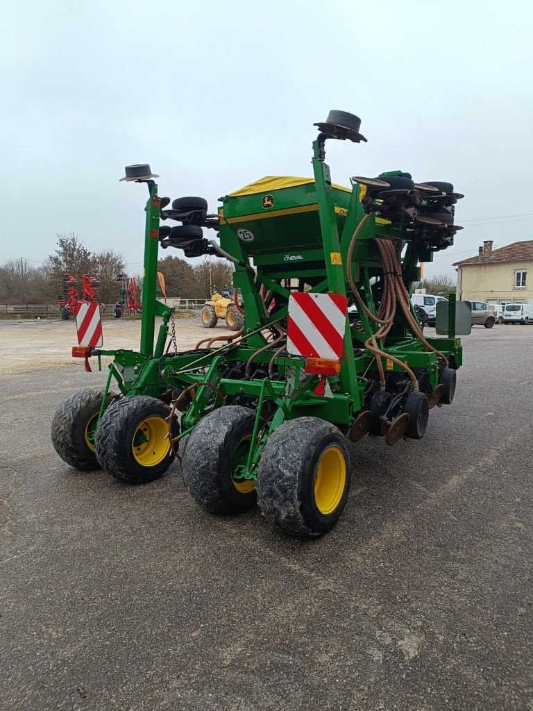 Direktsaatmaschine Türe ait John Deere 750 A, Gebrauchtmaschine içinde Lérouville (resim 5)