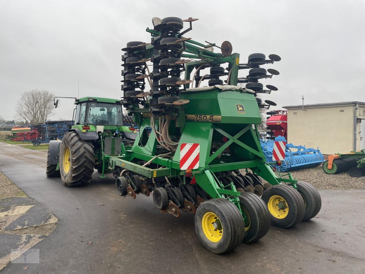 Direktsaatmaschine del tipo John Deere 750A 6m, Gebrauchtmaschine In Pragsdorf (Immagine 3)