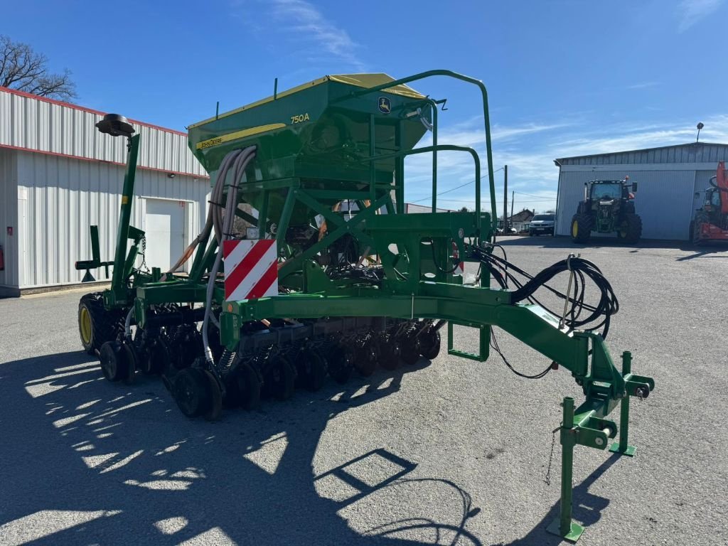 Direktsaatmaschine of the type John Deere 750A, Gebrauchtmaschine in GUERET (Picture 2)