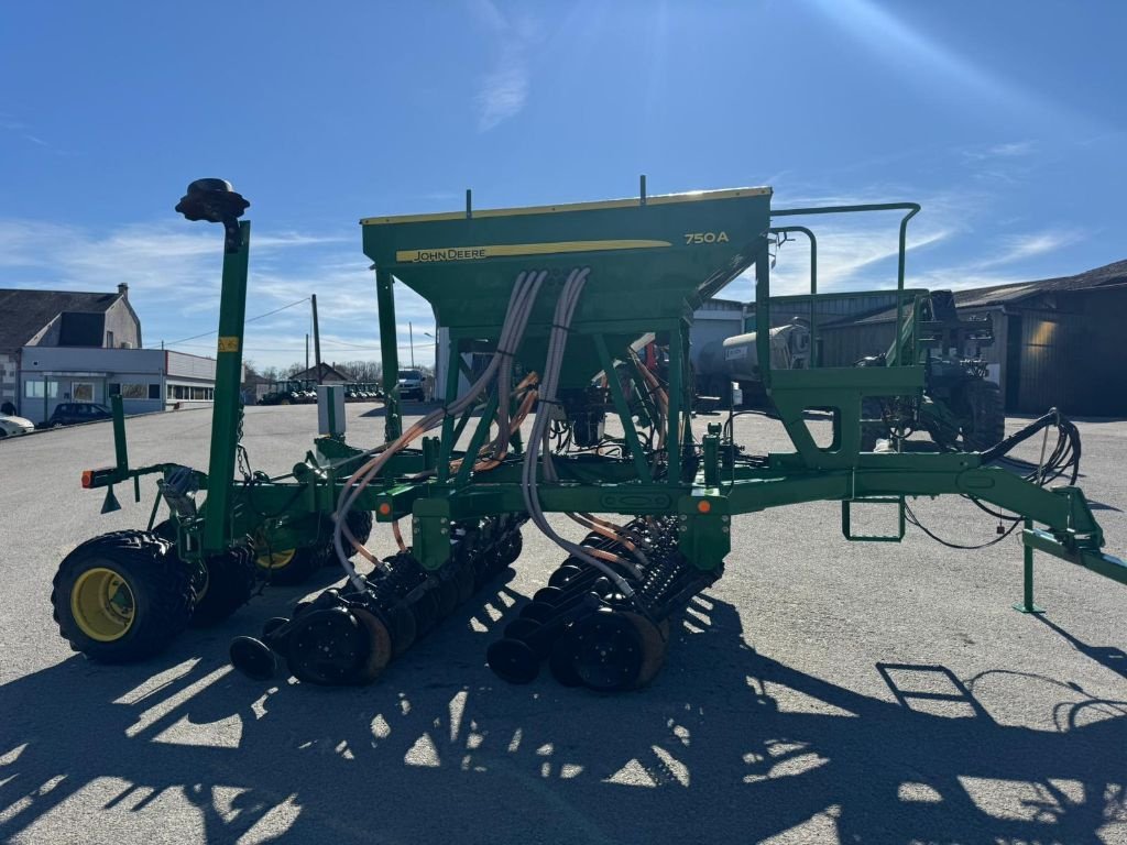 Direktsaatmaschine of the type John Deere 750A, Gebrauchtmaschine in GUERET (Picture 4)
