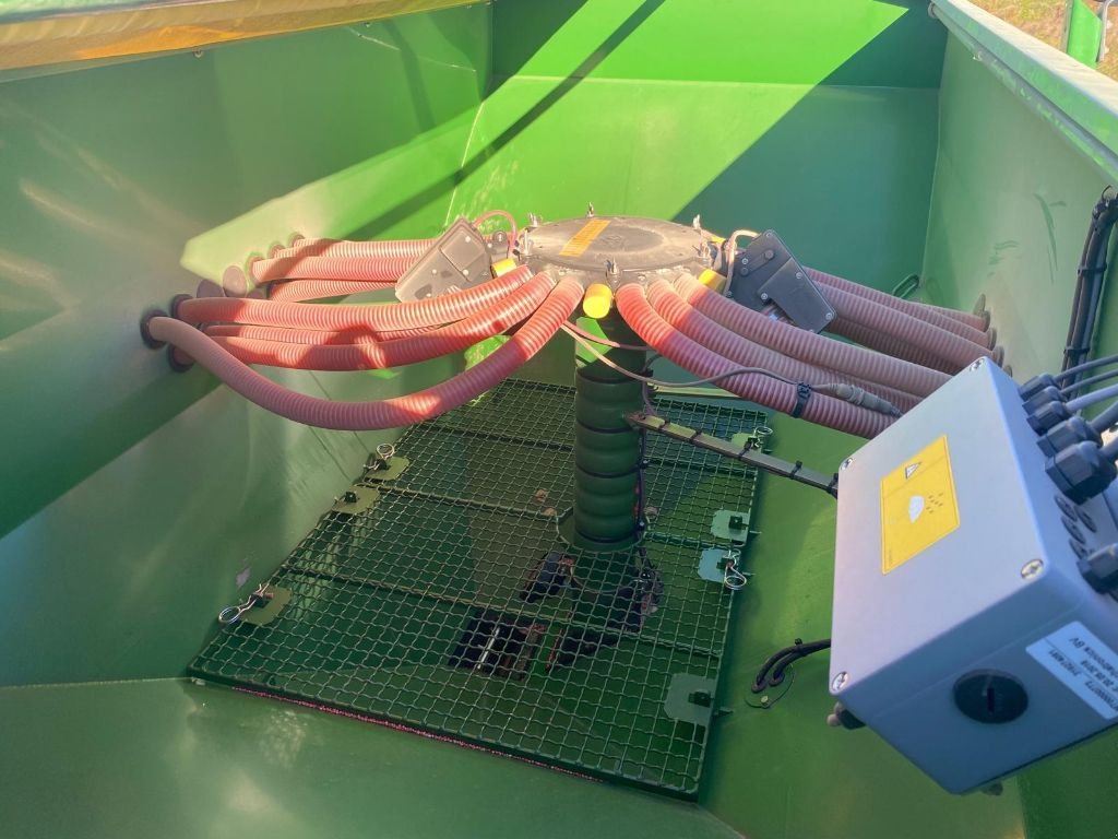 Direktsaatmaschine of the type John Deere 750A, Gebrauchtmaschine in GUERET (Picture 10)