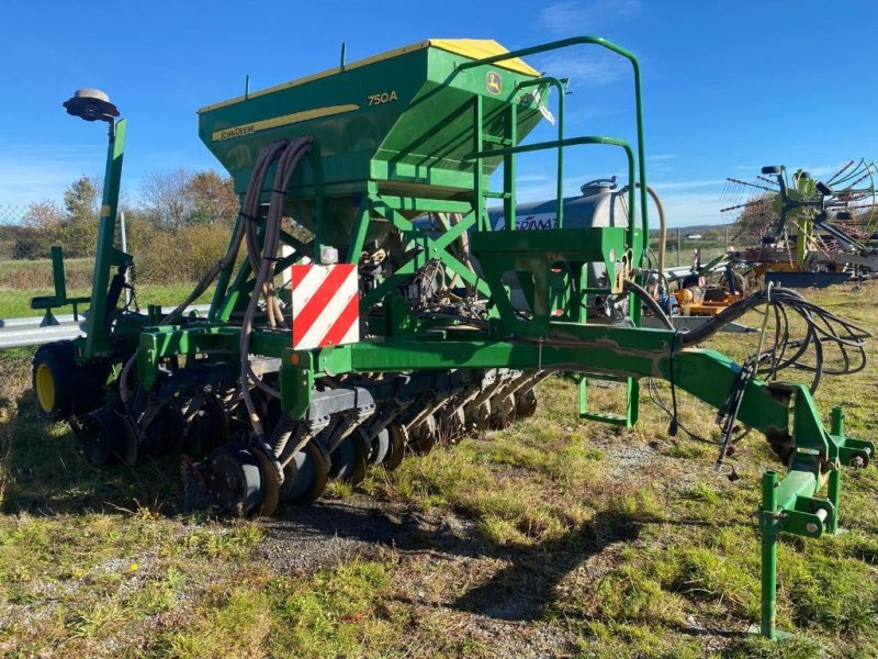 Direktsaatmaschine typu John Deere 750A, Gebrauchtmaschine v GUERET (Obrázek 1)