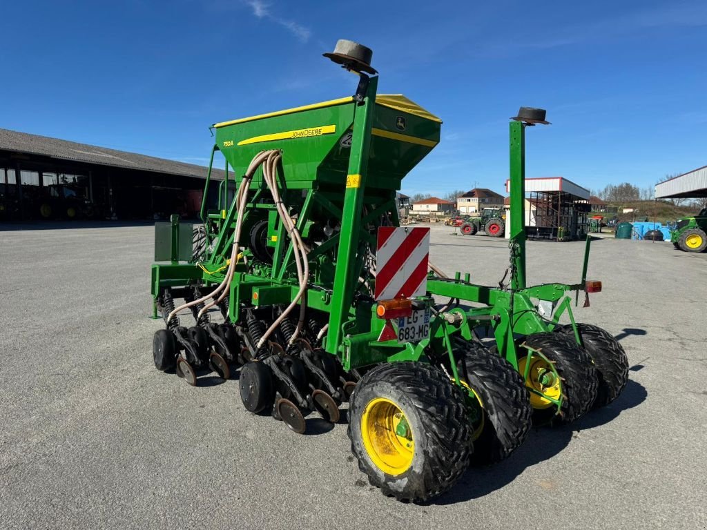 Direktsaatmaschine of the type John Deere 750A, Gebrauchtmaschine in GUERET (Picture 8)