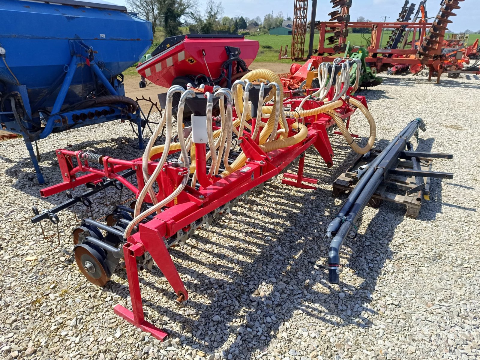 Direktsaatmaschine typu Kongskilde NS1500 + ligne de semis repliable 4m50, Gebrauchtmaschine v Le Horps (Obrázek 3)