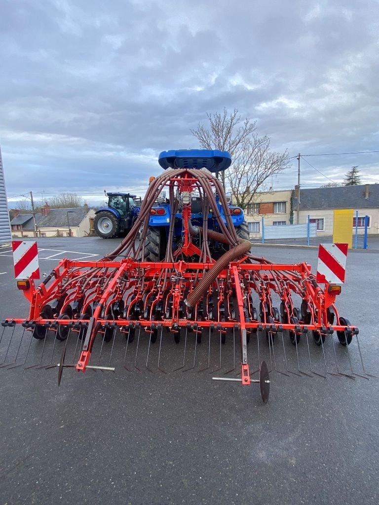 Direktsaatmaschine типа Kuhn BTF 4000, Gebrauchtmaschine в CORMENON (Фотография 5)