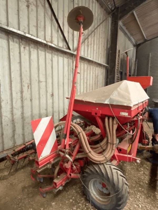 Direktsaatmaschine typu Kuhn DL4.8, Gebrauchtmaschine v ARBOIS (Obrázek 1)