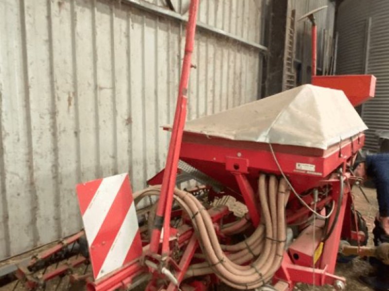 Direktsaatmaschine typu Kuhn DL4.8, Gebrauchtmaschine v ARBOIS (Obrázek 1)