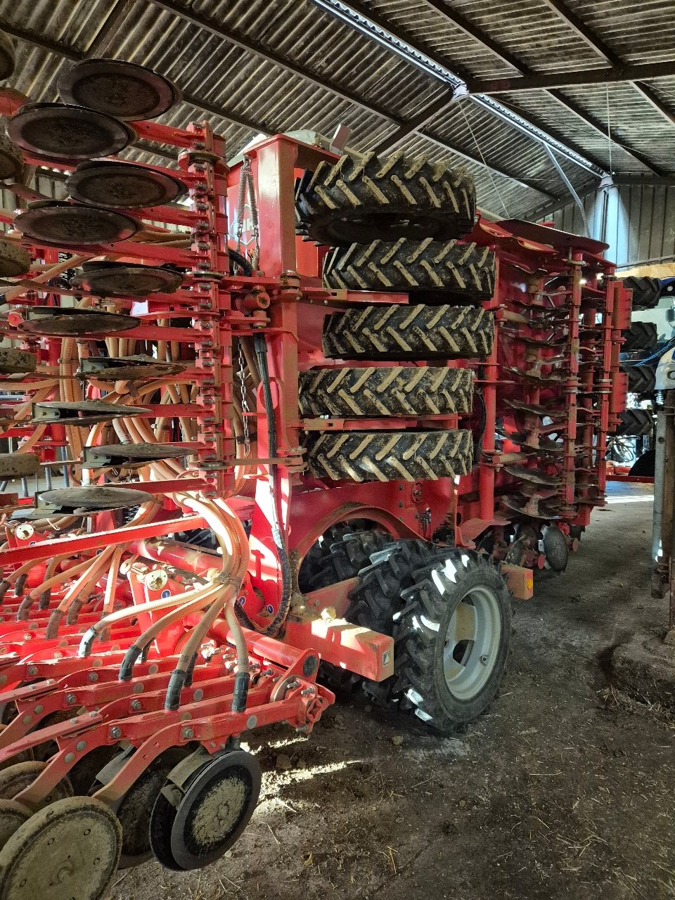 Direktsaatmaschine tip Kuhn ESPRO 6000 RC, Gebrauchtmaschine in MANDRES-SUR-VAIR (Poză 3)