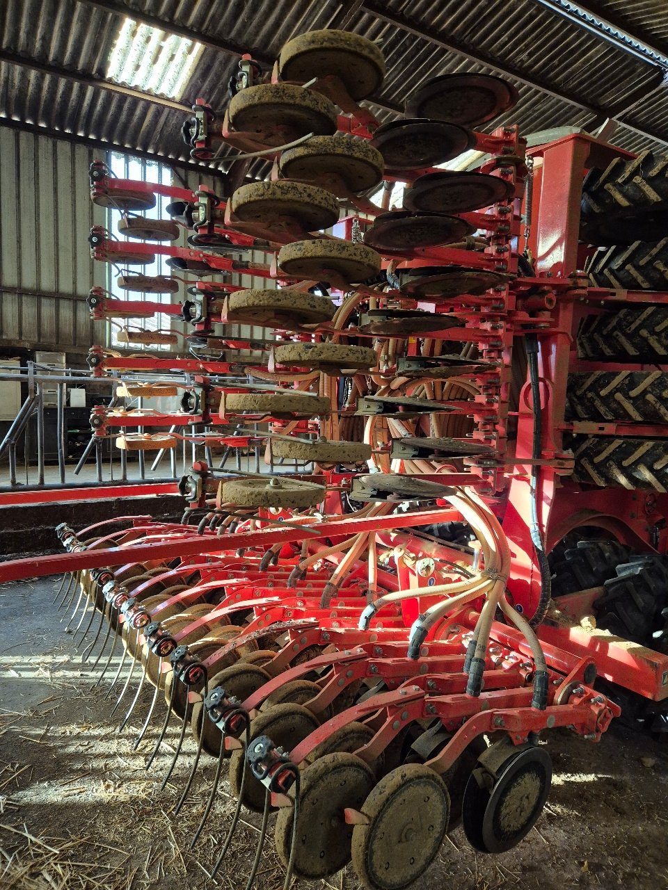 Direktsaatmaschine tip Kuhn ESPRO 6000 RC, Gebrauchtmaschine in MANDRES-SUR-VAIR (Poză 11)