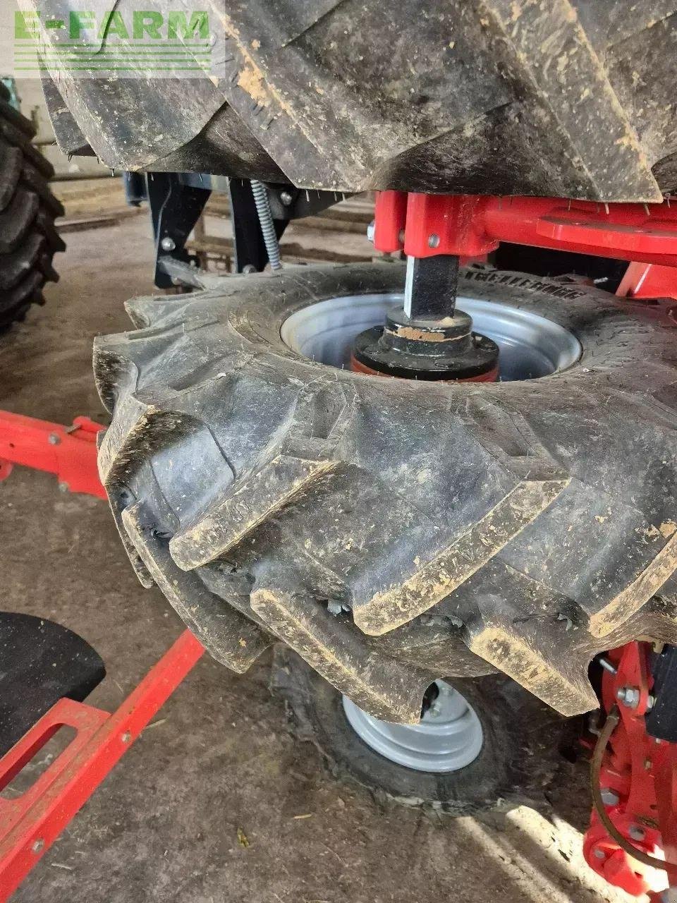 Direktsaatmaschine Türe ait Kuhn espro 6000 rc, Gebrauchtmaschine içinde CHAUVONCOURT (resim 5)