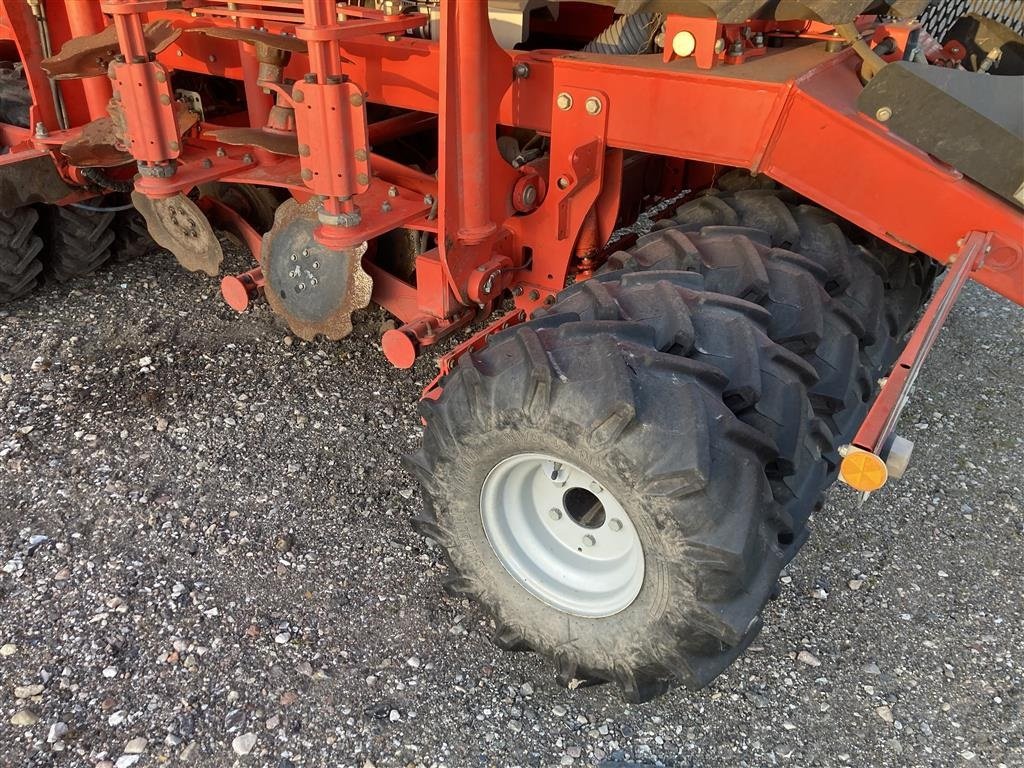 Direktsaatmaschine tip Kuhn Espro R 6000, Gebrauchtmaschine in Glamsbjerg (Poză 10)