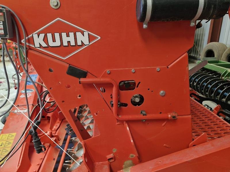 Direktsaatmaschine vrste Kuhn INTEGRA 4003, Gebrauchtmaschine v BRAY en Val (Slika 7)