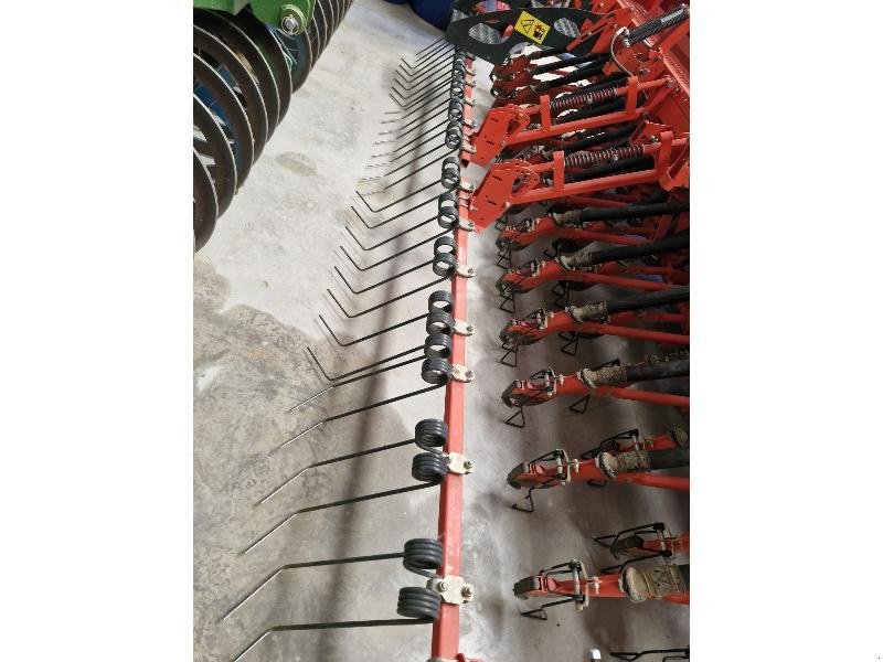 Direktsaatmaschine vrste Kuhn INTEGRA 4003, Gebrauchtmaschine v BRAY en Val (Slika 5)