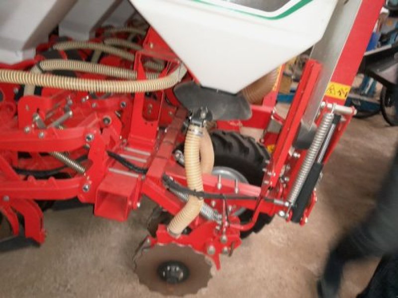 Direktsaatmaschine tip Kverneland SEMOIR, Gebrauchtmaschine in Belleville sur Meuse (Poză 4)