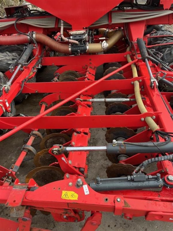 Direktsaatmaschine typu Kverneland U-DRILL 6000 PLUS BUGSERET inkl frøsåudstyr, Gebrauchtmaschine v Kongerslev (Obrázek 9)