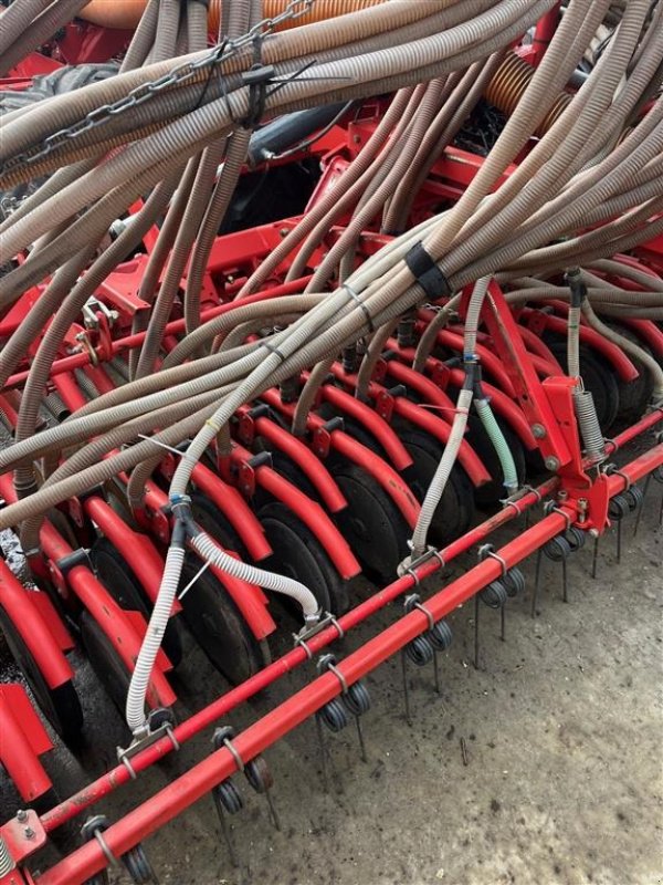 Direktsaatmaschine typu Kverneland U-DRILL 6000 PLUS BUGSERET inkl frøsåudstyr, Gebrauchtmaschine v Kongerslev (Obrázek 16)