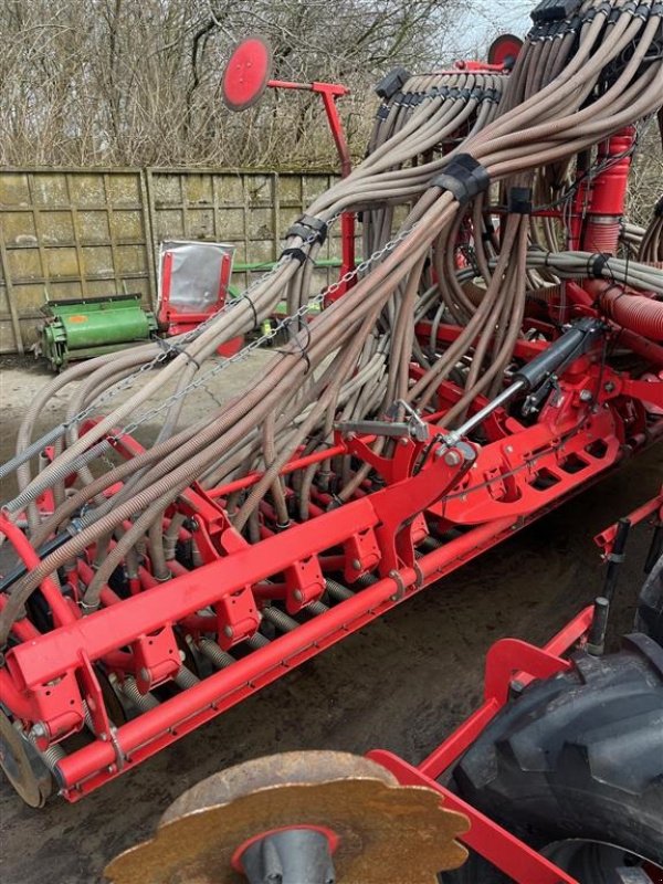 Direktsaatmaschine typu Kverneland U-DRILL 6000 PLUS BUGSERET inkl frøsåudstyr, Gebrauchtmaschine v Kongerslev (Obrázek 13)