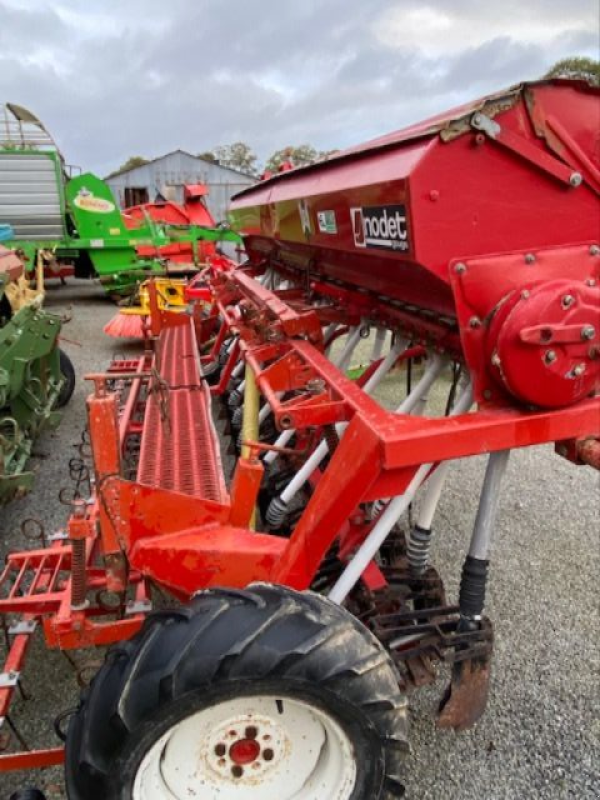 Direktsaatmaschine tip Lely SEMATAN 400, Gebrauchtmaschine in Dol-de-Bretagne (Poză 2)