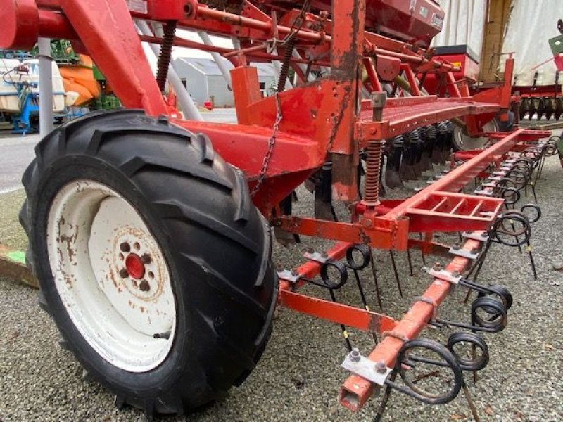 Direktsaatmaschine tip Lely SEMATAN 400, Gebrauchtmaschine in Dol-de-Bretagne (Poză 3)
