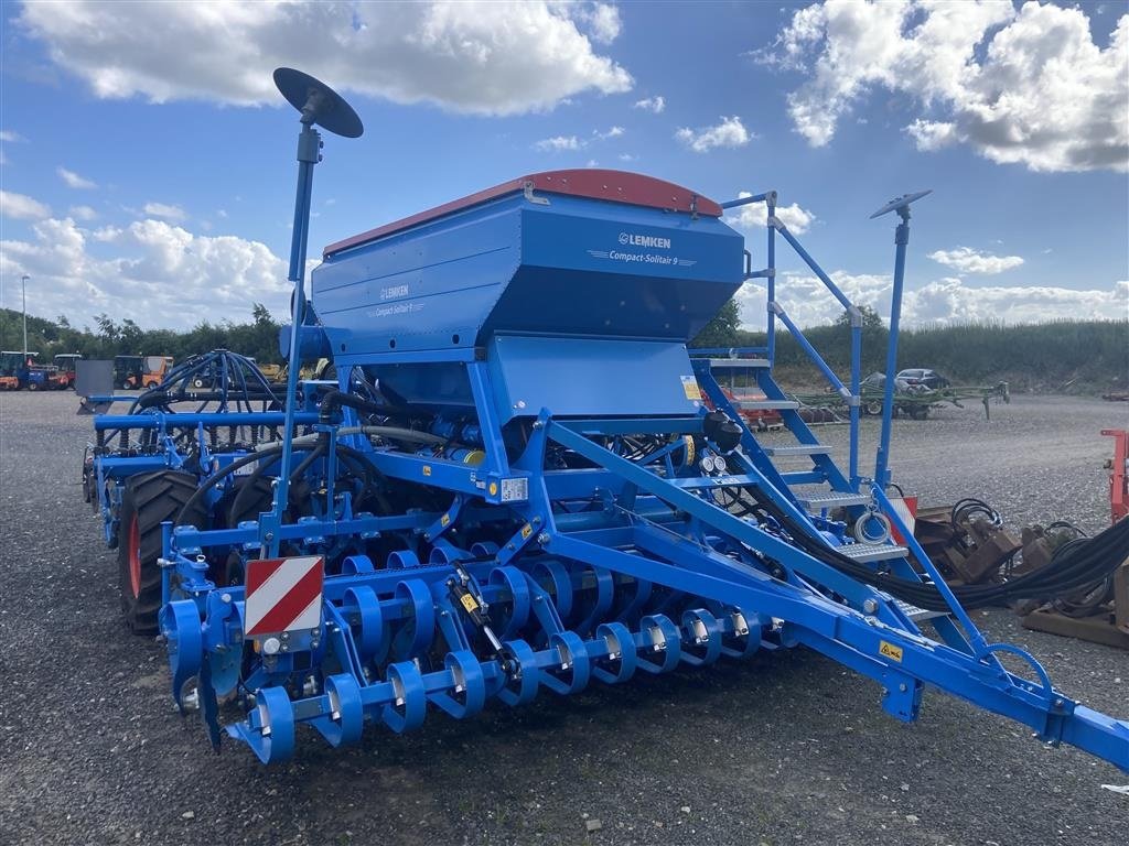 Direktsaatmaschine des Typs Lemken COMPACT-SOLITAIR 9/400 HD 167 Lemken Demomaskine, Gebrauchtmaschine in Glamsbjerg (Bild 1)