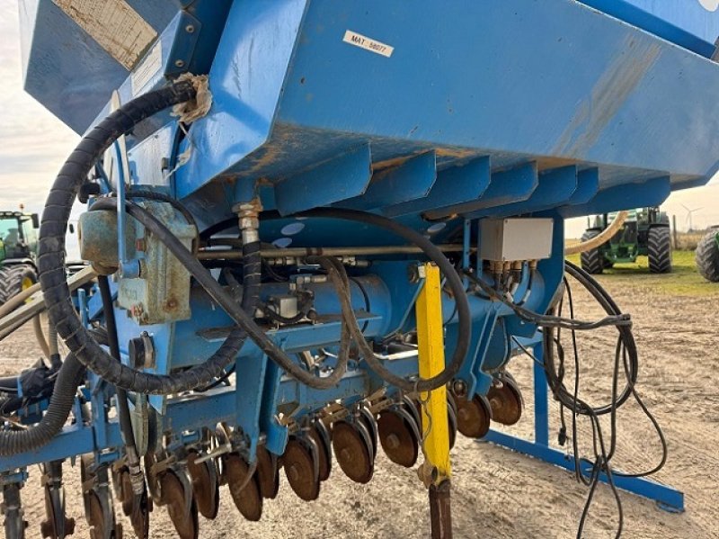 Direktsaatmaschine vrste Lemken SOLITAIR 8/400, Gebrauchtmaschine v PITHIVIERS Cedex (Slika 7)