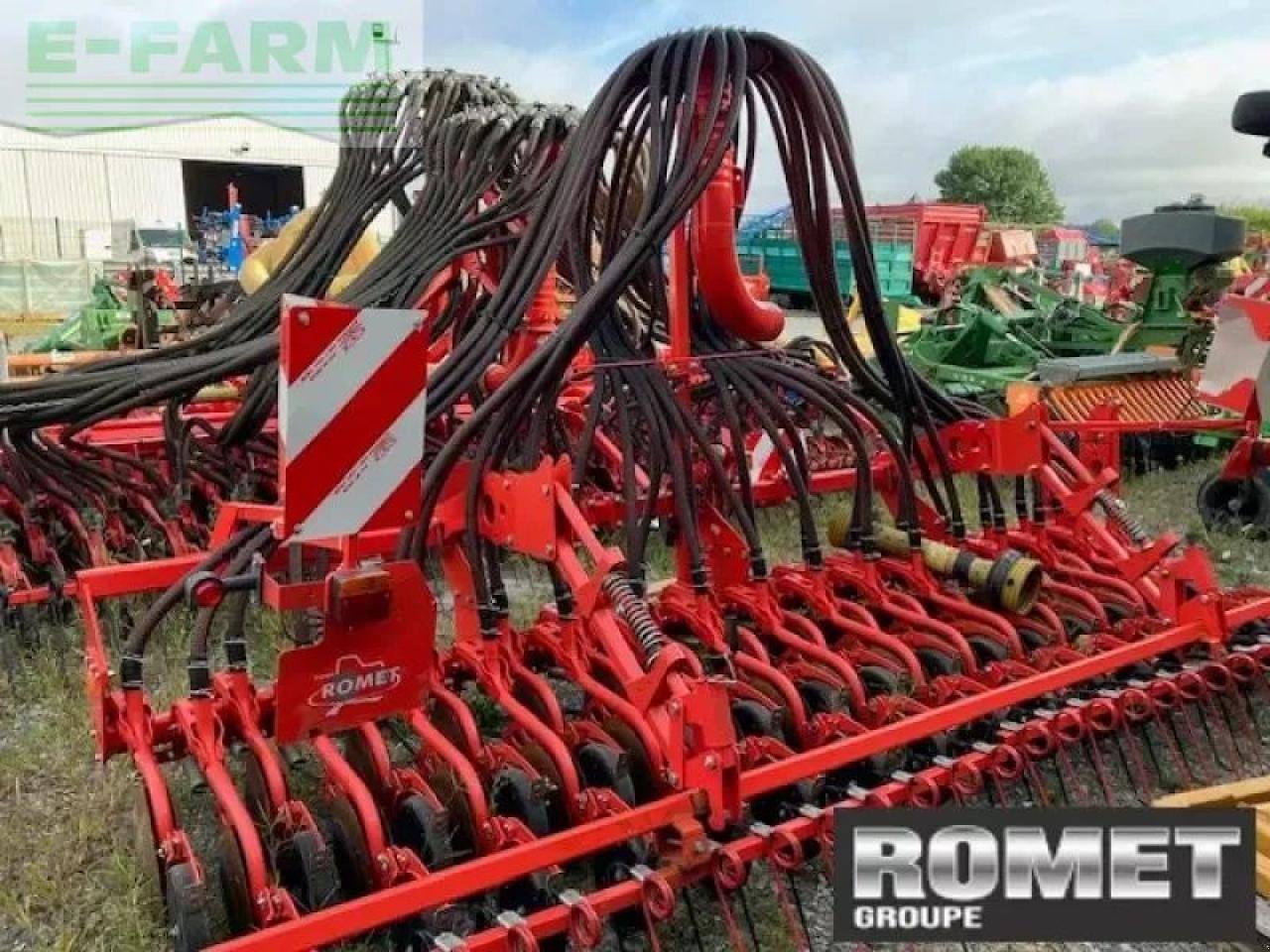 Direktsaatmaschine tip Maschio correx 400, Gebrauchtmaschine in GENNES-SUR-GLAIZE (Poză 1)