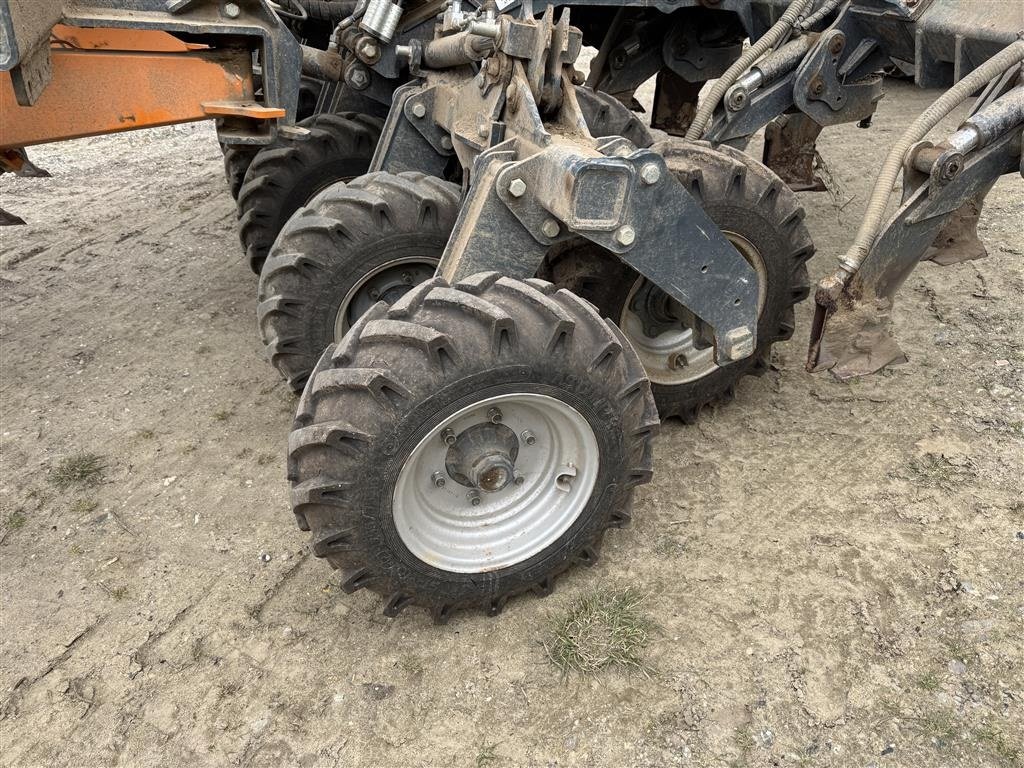 Direktsaatmaschine of the type Mzuri Pro-Till 4T Med en del extra tilbehør/reservedele, Gebrauchtmaschine in Nykøbing Falster (Picture 14)