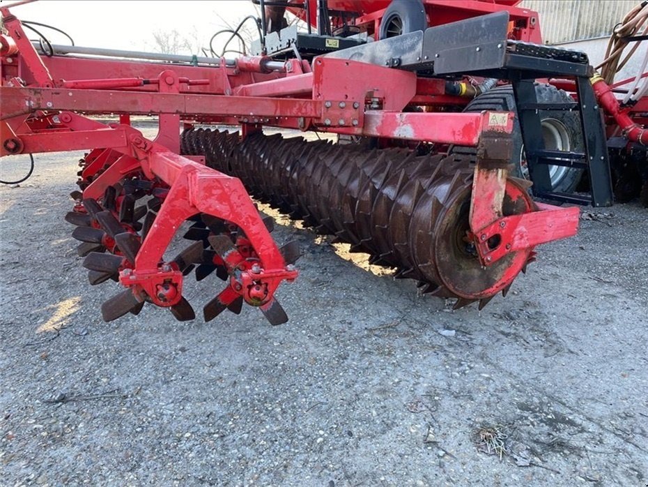 Direktsaatmaschine Türe ait Pöttinger Terradisc 6000T, Gebrauchtmaschine içinde  (resim 4)