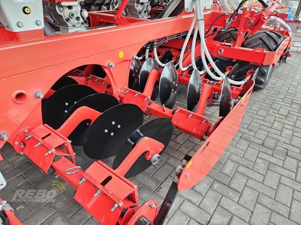Direktsaatmaschine des Typs Pöttinger Terrasem 3000 DZ, Neumaschine in Visbek/Rechterfeld (Bild 4)