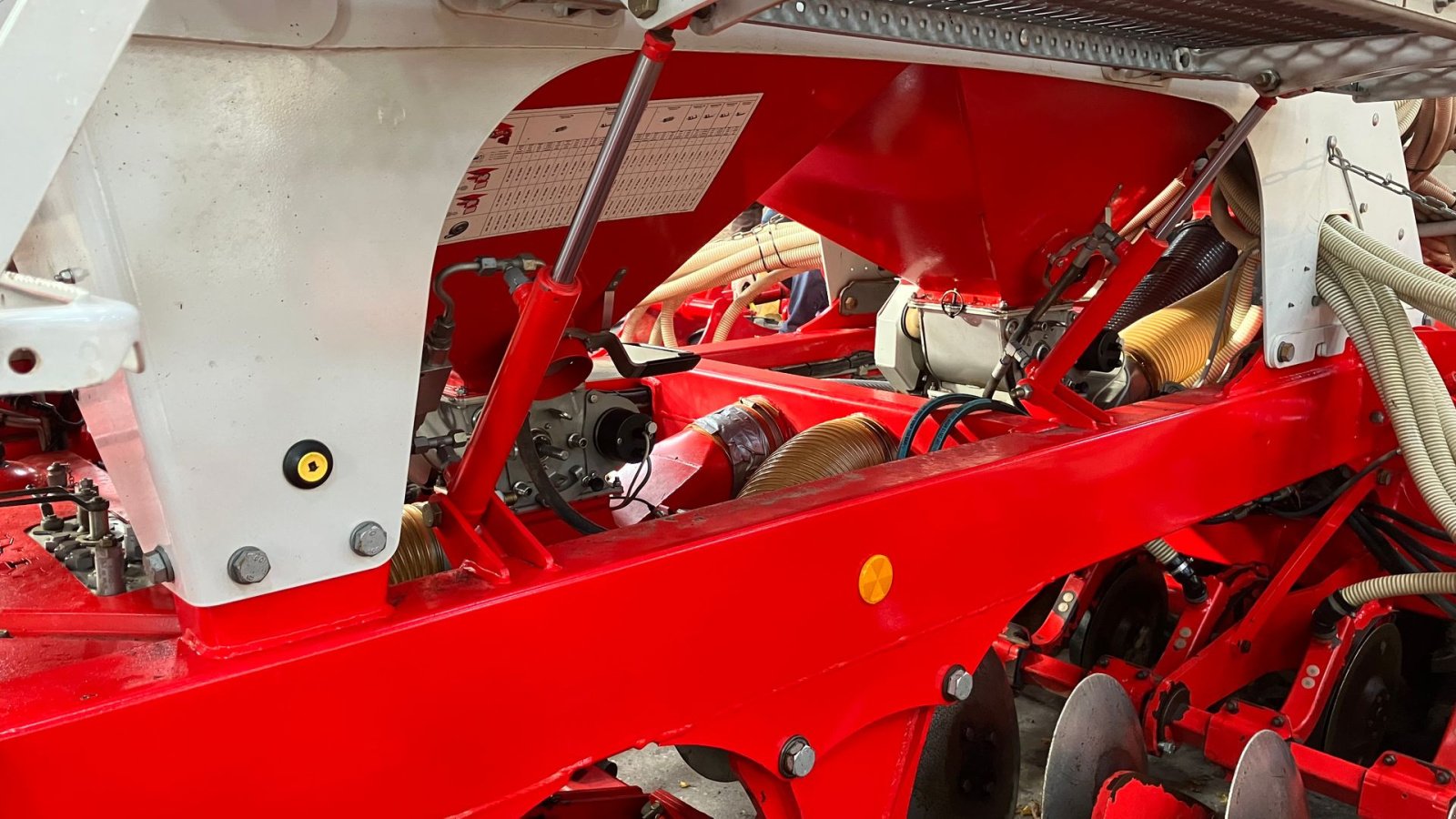 Direktsaatmaschine a típus Pöttinger Terrasem C6 Fertilizer, Gebrauchtmaschine ekkor: Roskilde (Kép 10)