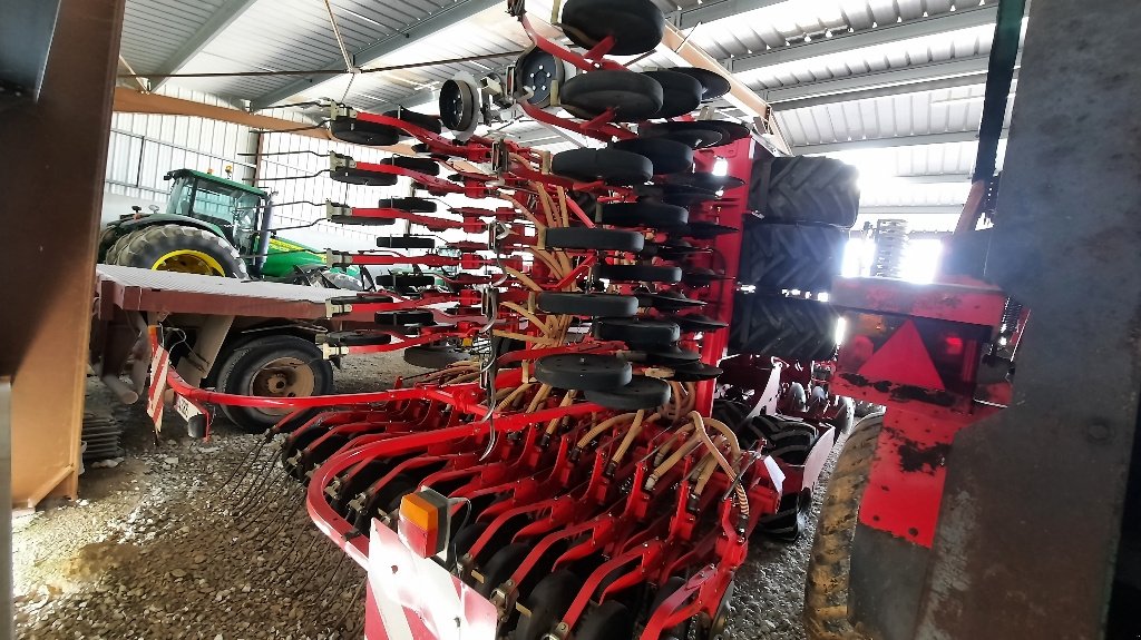 Direktsaatmaschine typu Pöttinger TERRASEM C6, Gebrauchtmaschine v CHAUMONT (Obrázek 3)