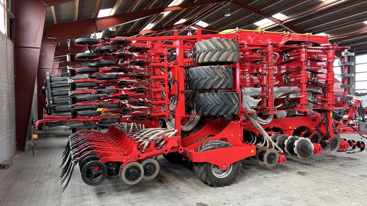 Direktsaatmaschine of the type Pöttinger TERRASEM V6000 DZ, Gebrauchtmaschine in Viborg (Picture 5)