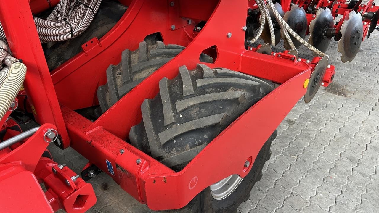 Direktsaatmaschine of the type Pöttinger TERRASEM V6000 DZ, Gebrauchtmaschine in Viborg (Picture 8)