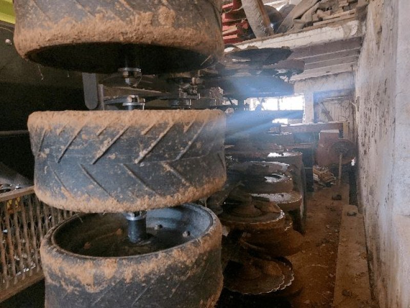 Direktsaatmaschine typu Sky EASY DRILL HD PRO 4 M., Gebrauchtmaschine v POUSSAY (Obrázek 5)