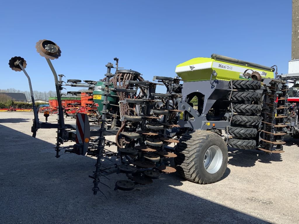 Direktsaatmaschine typu SKY MAXI DRILL, Gebrauchtmaschine v BRACHY (Obrázek 2)