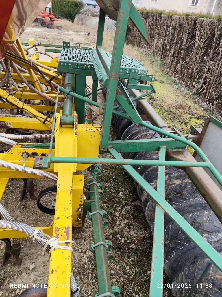 Direktsaatmaschine tip Sonstige Lachaud, Gebrauchtmaschine in Lérouville (Poză 8)