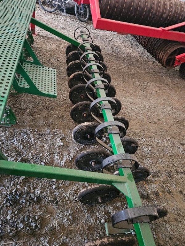 Direktsaatmaschine του τύπου Sonstige SNLE 3F 22, Gebrauchtmaschine σε COGNAC LA FORET (Φωτογραφία 2)