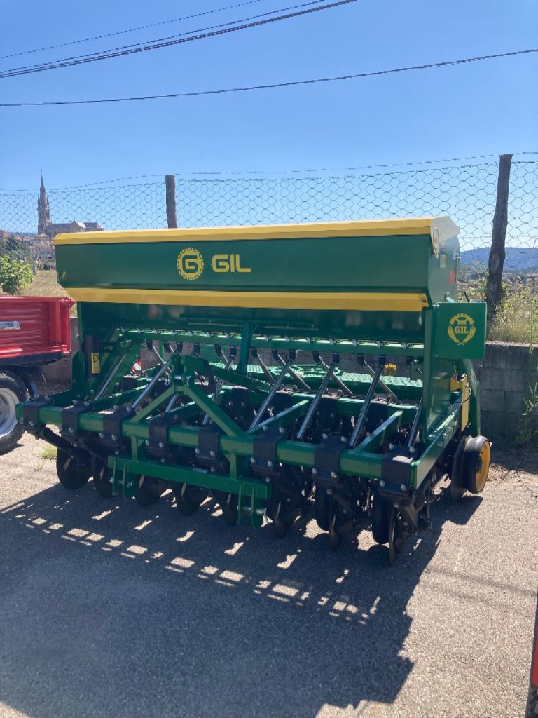 Direktsaatmaschine tip Sonstige SNLV 16 D, Gebrauchtmaschine in VERNOUX EN VIVARAIS (Poză 1)