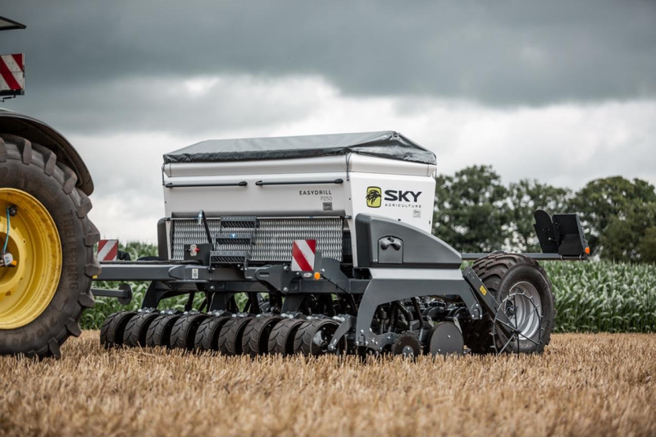 Direktsaatmaschine of the type Sulky SKY EASYDRILL P250 FERTISEM 3M 18R, Neumaschine in Drebber (Picture 1)