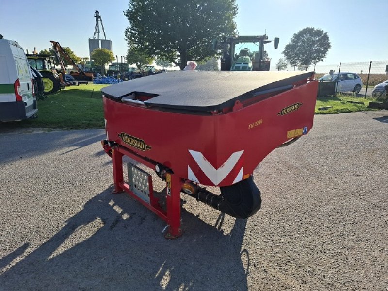 Direktsaatmaschine of the type Väderstad FH 2200, Gebrauchtmaschine in PITHIVIERS Cedex (Picture 2)