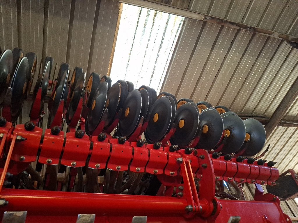 Direktsaatmaschine tip Väderstad INSPIRE 1200, Gebrauchtmaschine in BRAS SUR MEUSE (Poză 8)