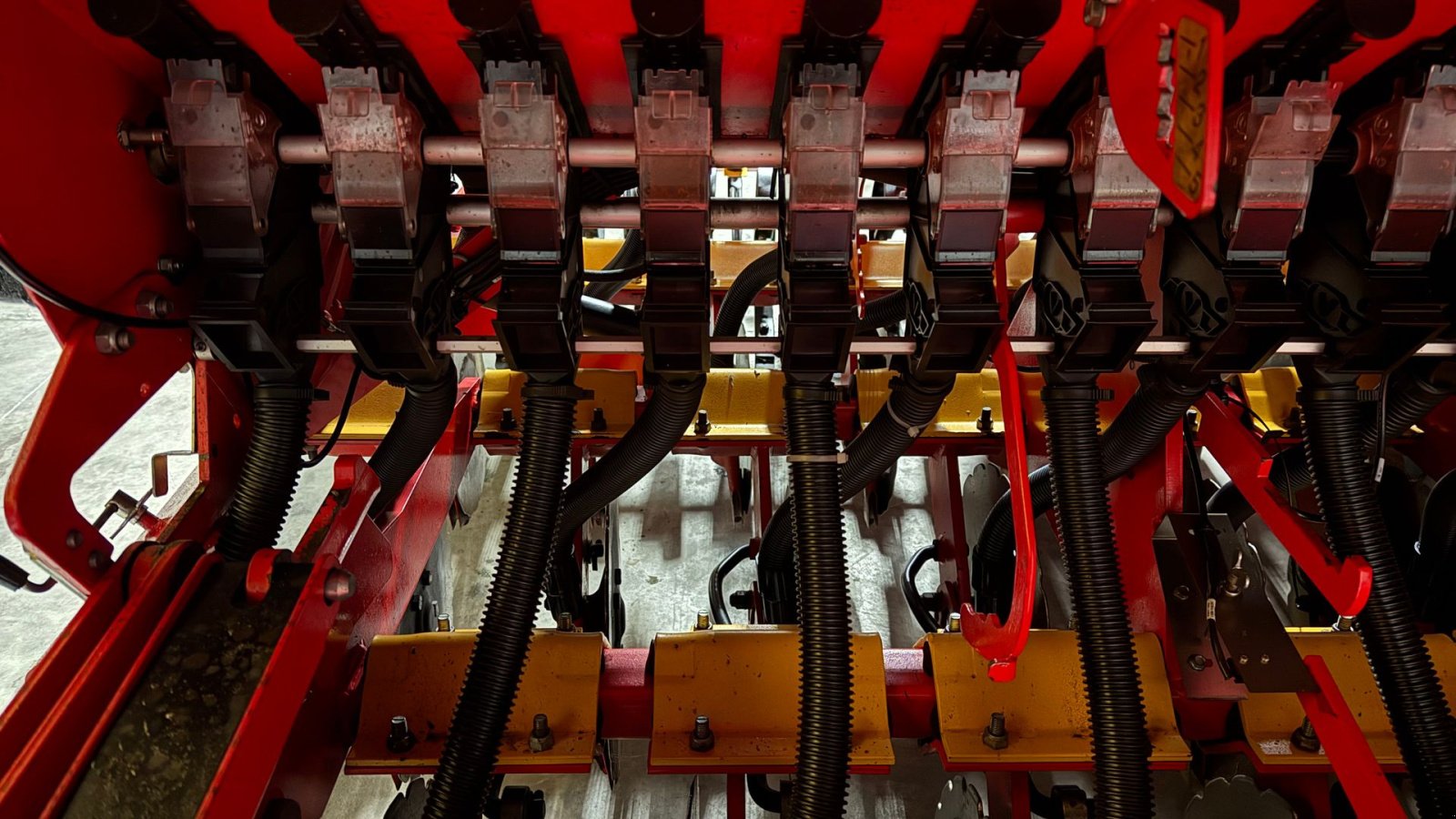 Direktsaatmaschine des Typs Väderstad Rapid 300 C Super XL, Gebrauchtmaschine in Gjerlev J. (Bild 12)