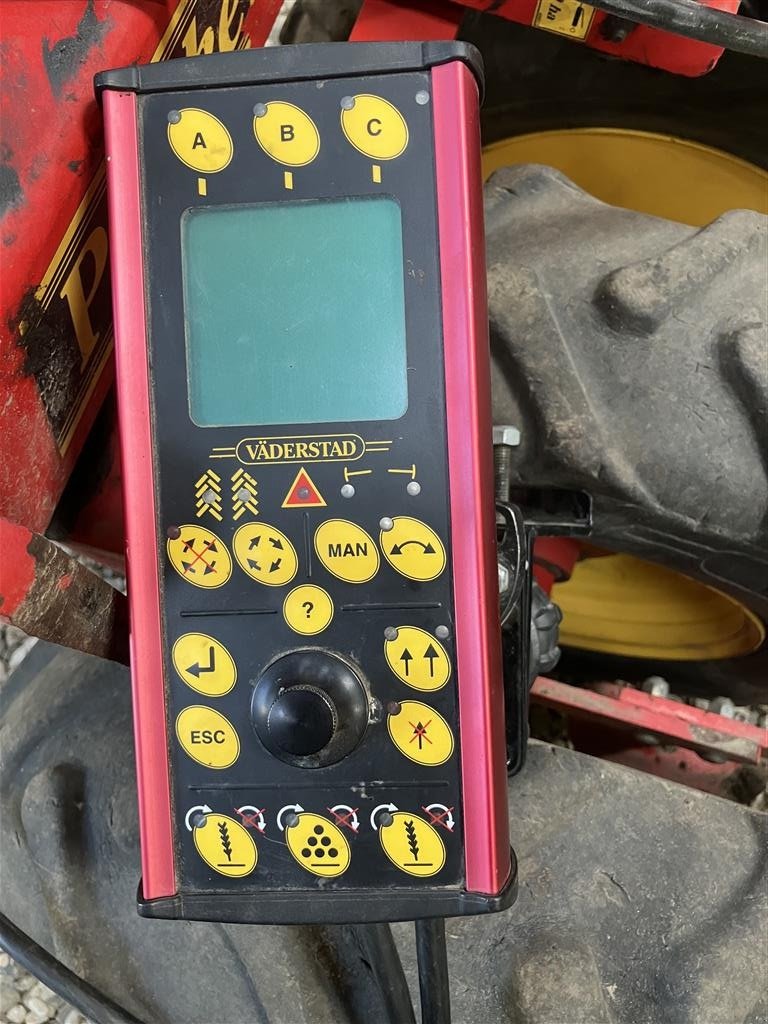 Direktsaatmaschine of the type Väderstad Rapid 300 C Super XL, Gebrauchtmaschine in Roskilde (Picture 12)