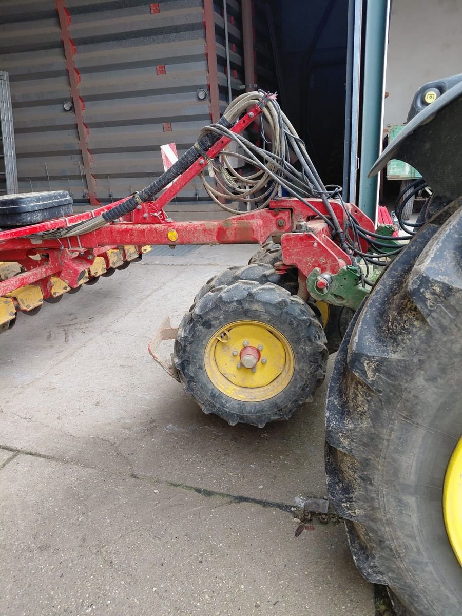 Direktsaatmaschine of the type Väderstad Rapid 300 S, Gebrauchtmaschine in Mistelbach (Picture 3)