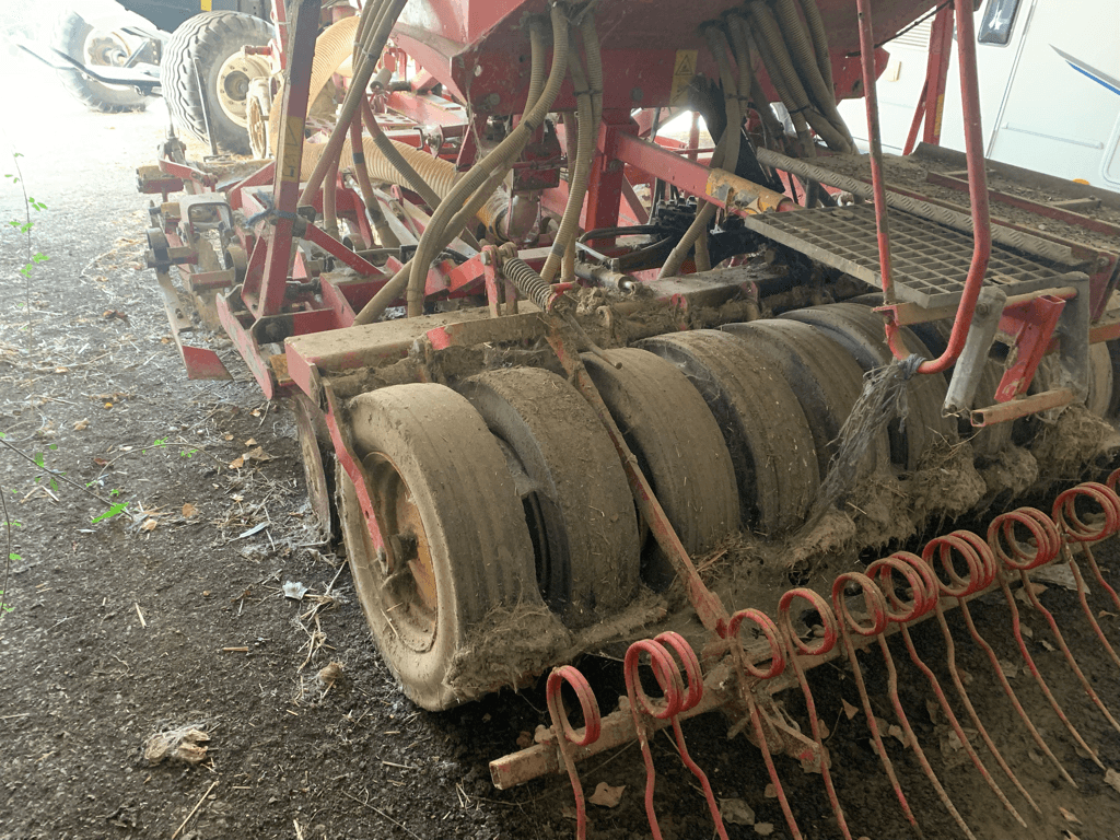 Direktsaatmaschine от тип Väderstad RAPID 300, Gebrauchtmaschine в CONDE SUR VIRE (Снимка 2)