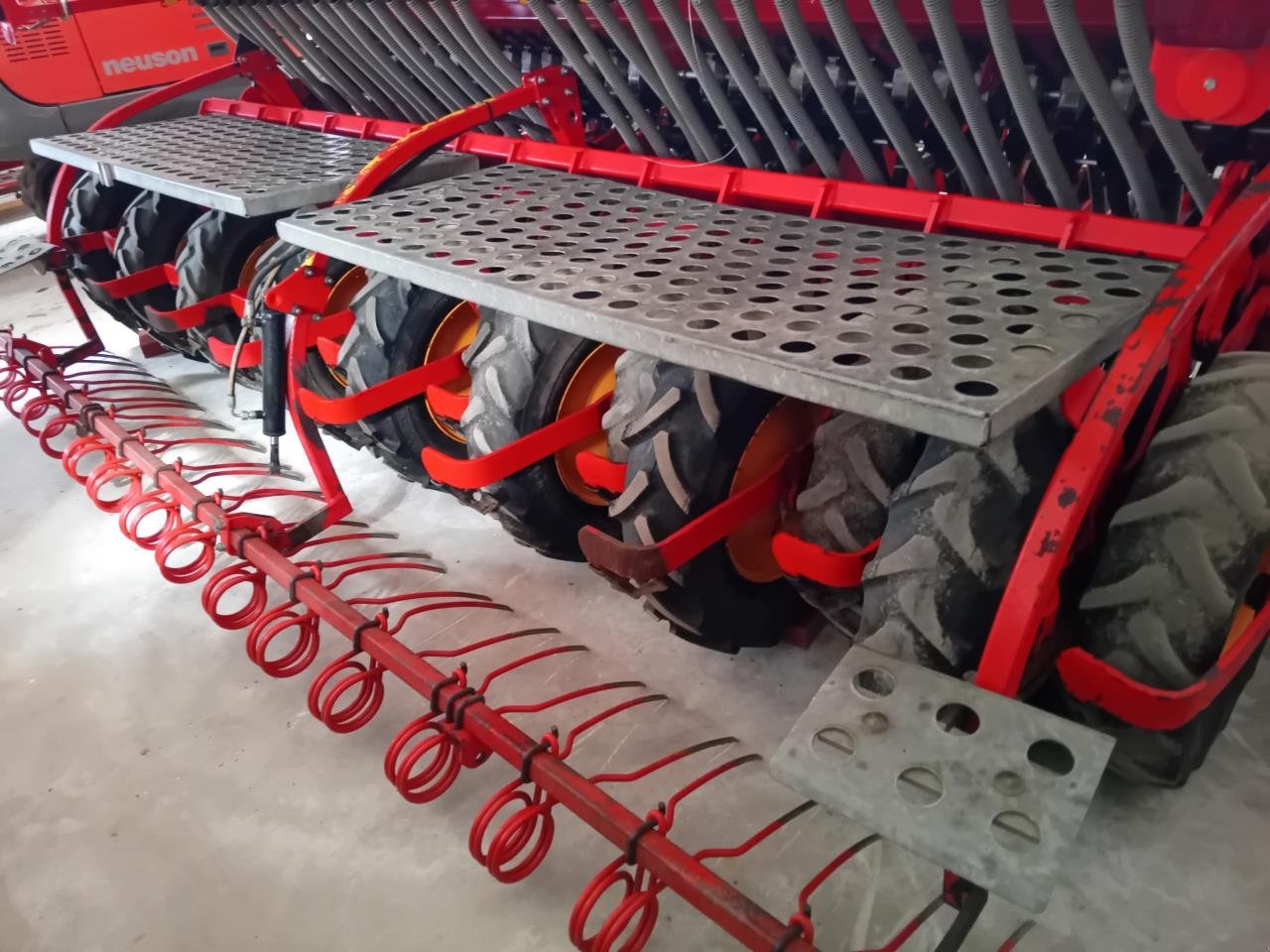 Direktsaatmaschine of the type Väderstad RAPID 400 C XL, Gebrauchtmaschine in Maribo (Picture 11)