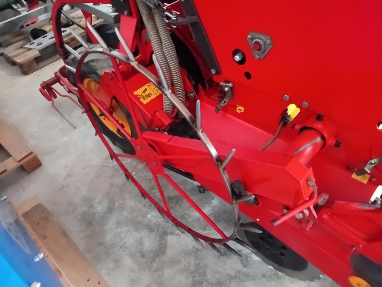 Direktsaatmaschine of the type Väderstad RAPID 400 C XL, Gebrauchtmaschine in Maribo (Picture 10)