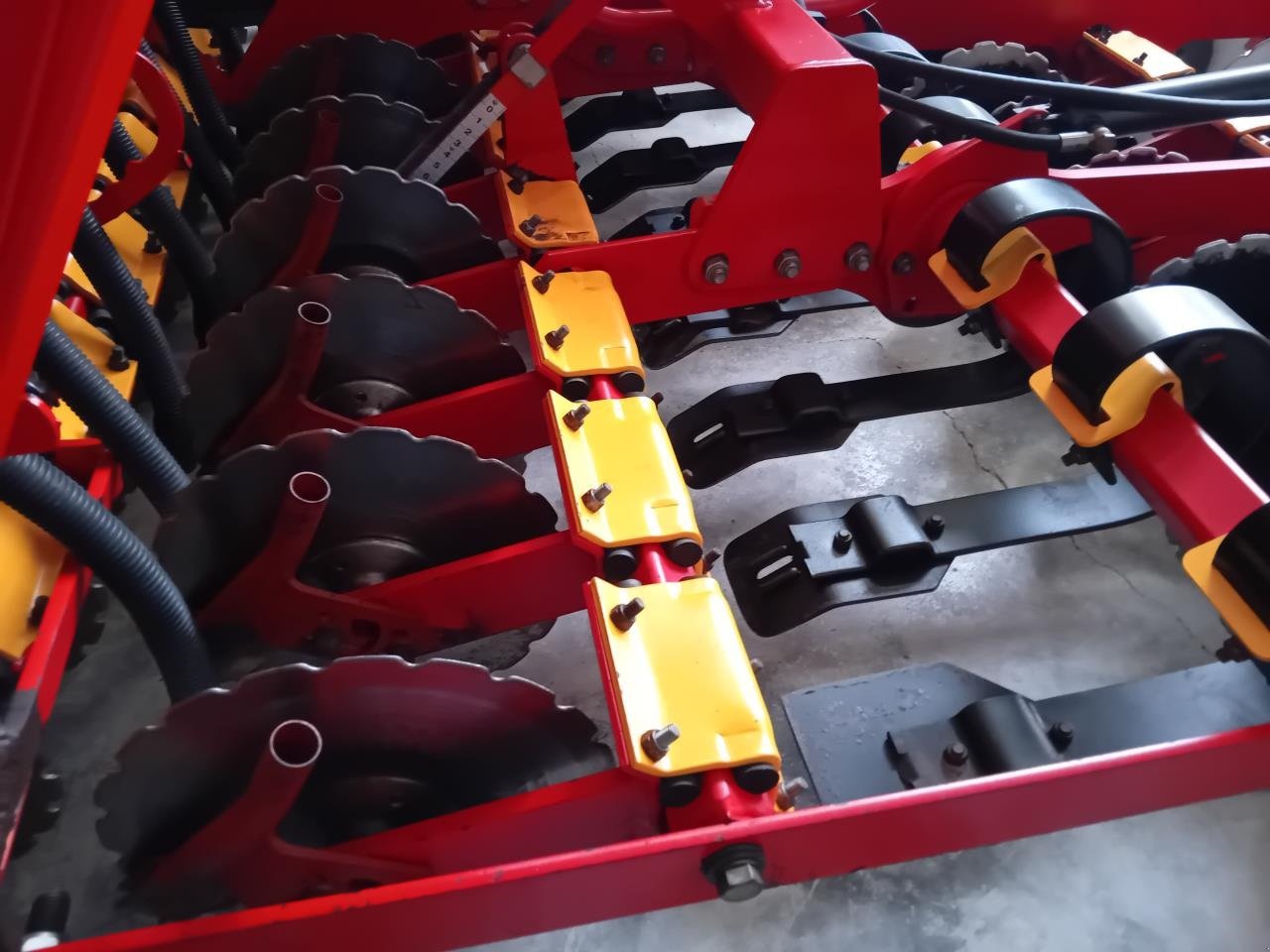 Direktsaatmaschine of the type Väderstad RAPID 400 C XL, Gebrauchtmaschine in Maribo (Picture 9)