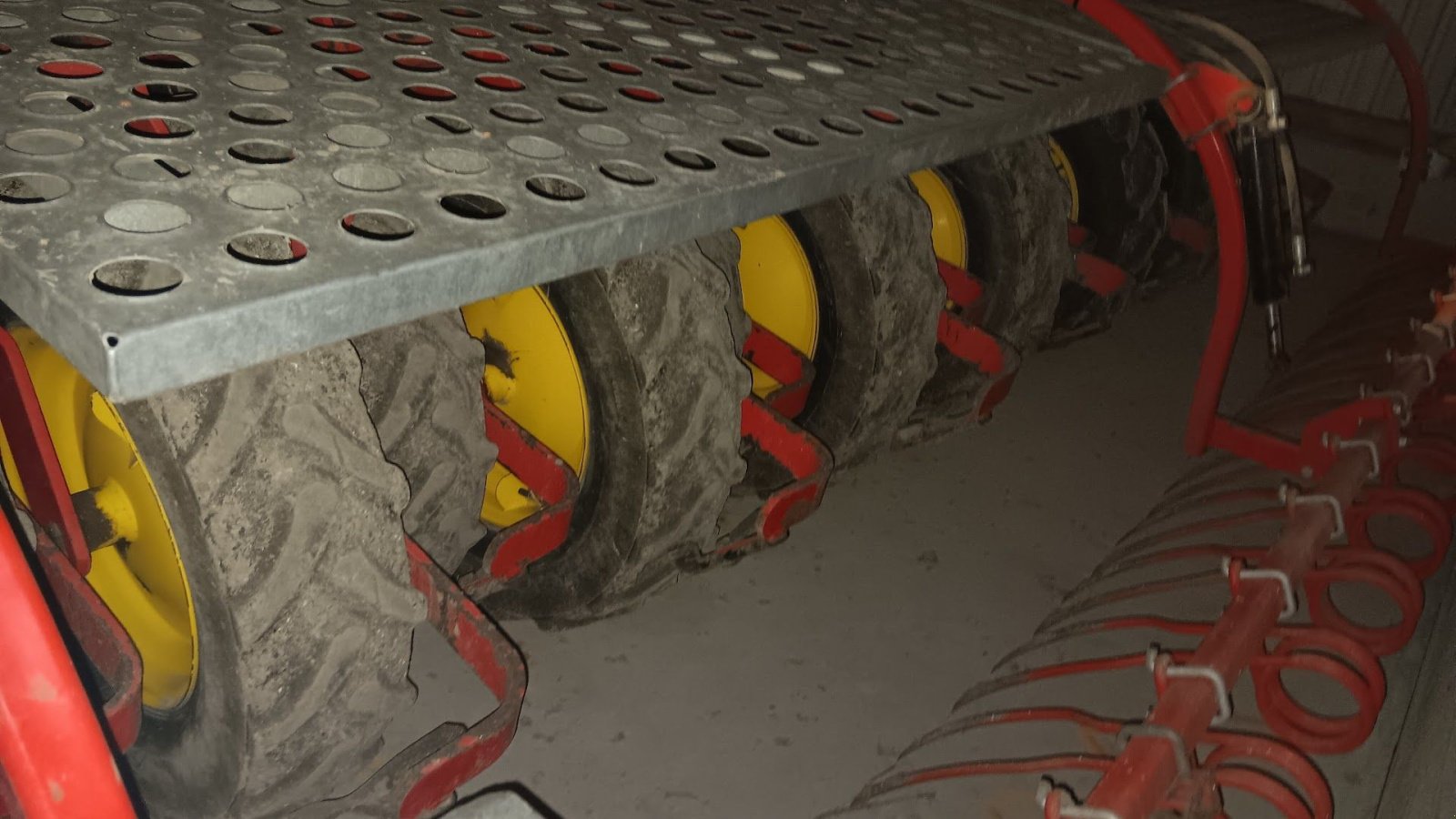 Direktsaatmaschine del tipo Väderstad Rapid 400C XL, Gebrauchtmaschine In Thisted (Immagine 3)