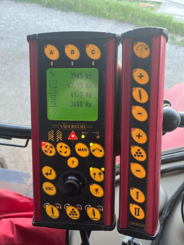 Direktsaatmaschine des Typs Väderstad RAPID 400S, Gebrauchtmaschine in CHEMAUDIN ET VAUX (Bild 9)